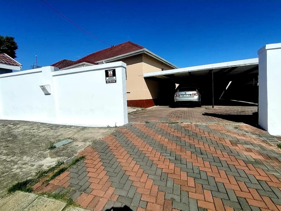 3 Bedroom Property for Sale in Cambridge West Eastern Cape